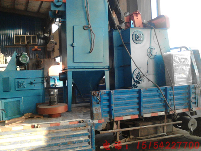 Q326履帶式拋丸機車間內裝車準備發貨 Q326履帶式拋丸機車間內裝車準備發貨